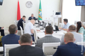Совещание по вопросам сельского хозяйства провел председатель облисполкома Иван Крупко