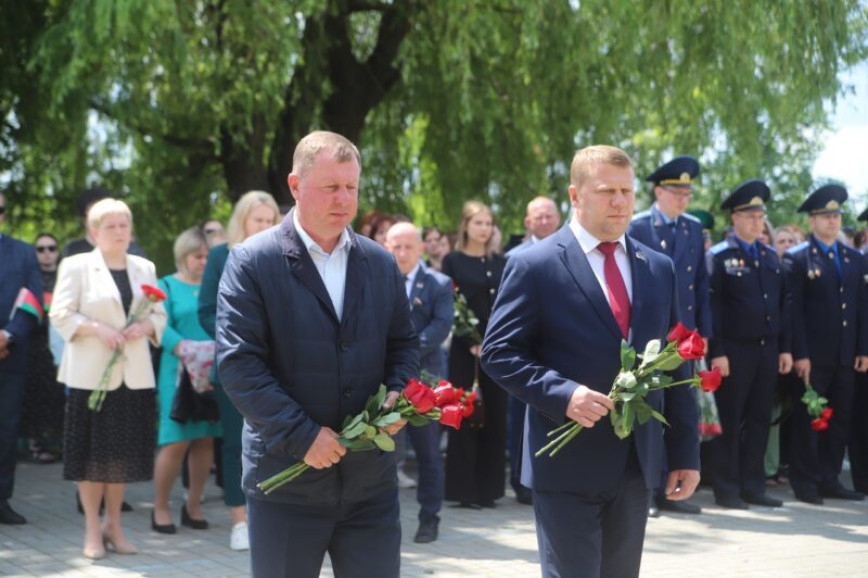 Мітынг-рэквіем прайшоў у гарадскім парку райцэнтра